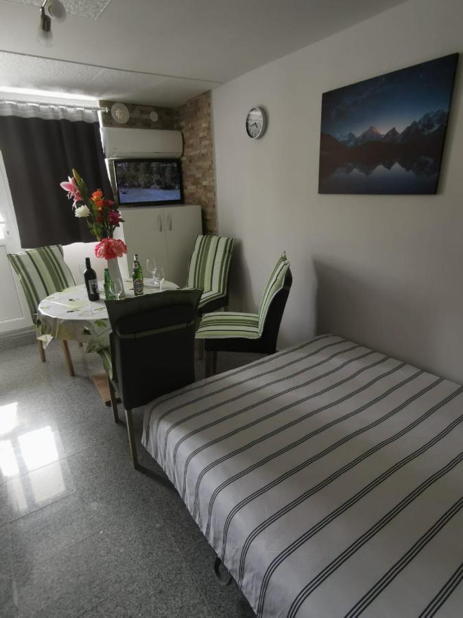 Apartament Studio Apartman Zara Kornić